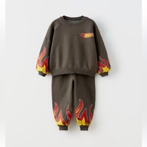 Zara Hot Wheels 2 pc set 🔥